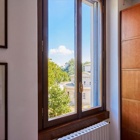 Sempione Luxury Suite - Exclusive Apartment Milan Bagian luar foto