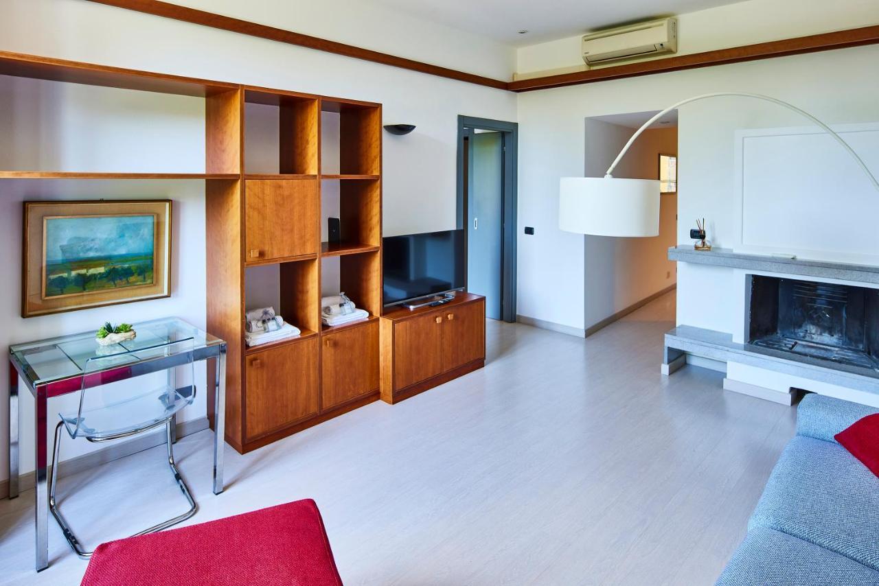 Sempione Luxury Suite - Exclusive Apartment Milan Bagian luar foto
